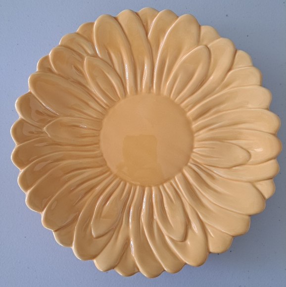 Target Home American Simplicity 9-inch Hand Painted Yellow Sunflower Plate - Picture 1 of 5